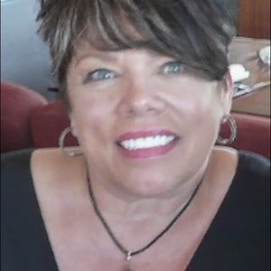 Meet your Posher, Rhonda